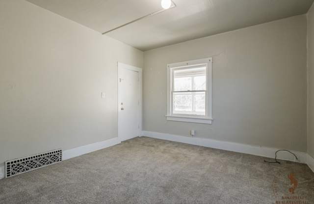 910 Rood Avenue - 1 Gallery 4