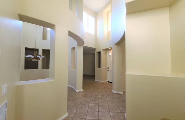 Stunning Carlsbad Home for Rent Gallery 4