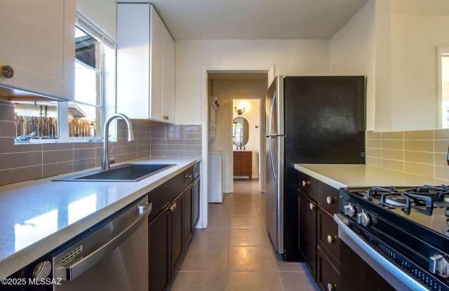 3619 E Fairmount Street photos photos