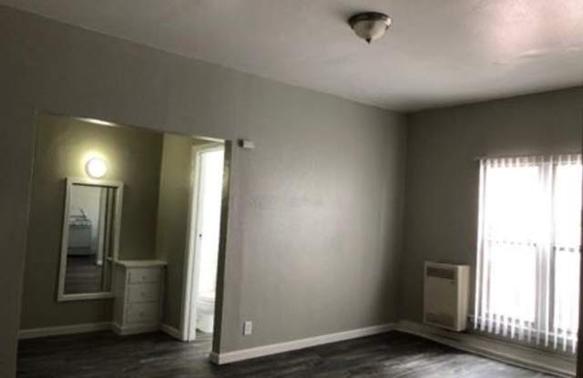 688 Shatto Pl 310 Gallery 2
