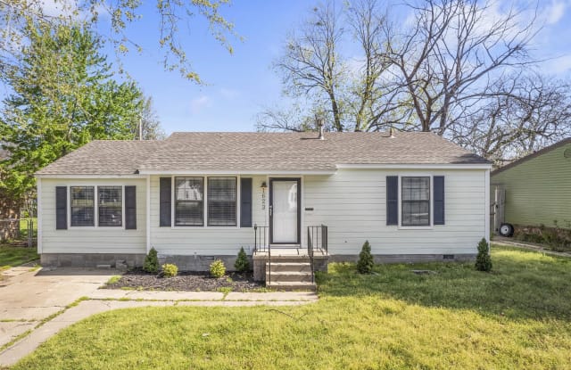 1623 E 45th Pl photos photos