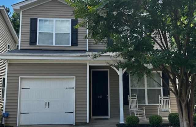 257 Chesterton Drive Gallery 2