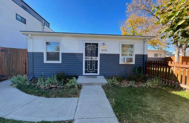 $0 DEPOSIT OPTION! TIMELESS VINTAGE CHARM: 2-BED, 1-BATH UNIT IN A CHARMING TRIPLEX photos photos