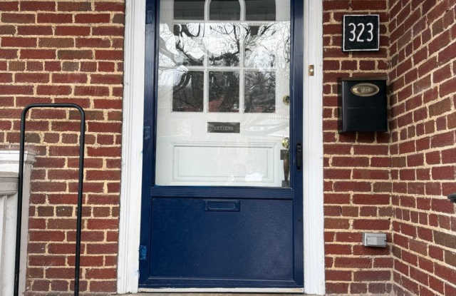 Gorgeous Mount Penn 4 BR/1 1/2 Bath For Rent photos photos Gorgeous Mount Penn 4 BR/1 1/2 Bath For Rent photos photos