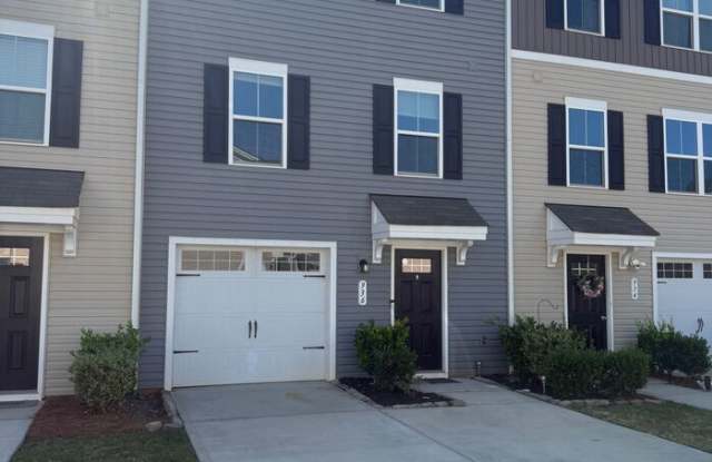 936 Taybyn Road photos photos