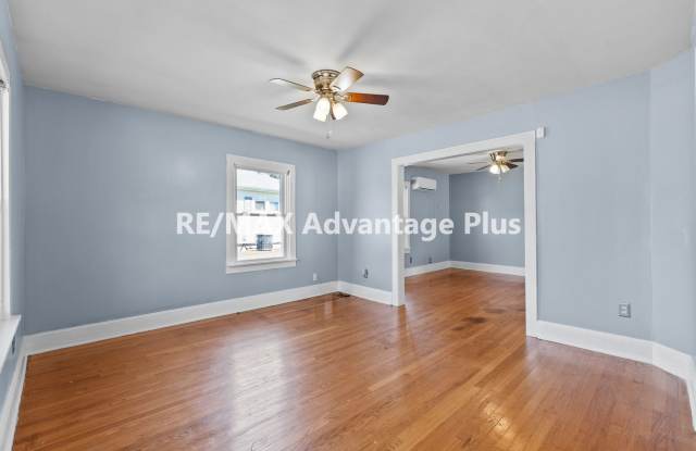 Charming brick home in Town of Dillwyn Gallery 4