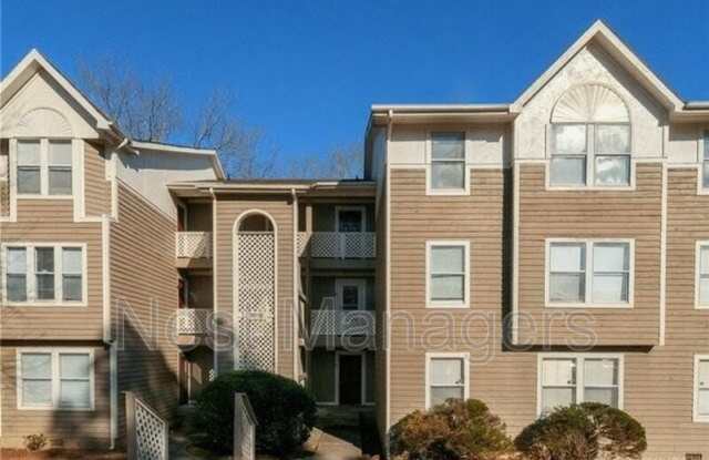 1018 Wood Creek photos photos