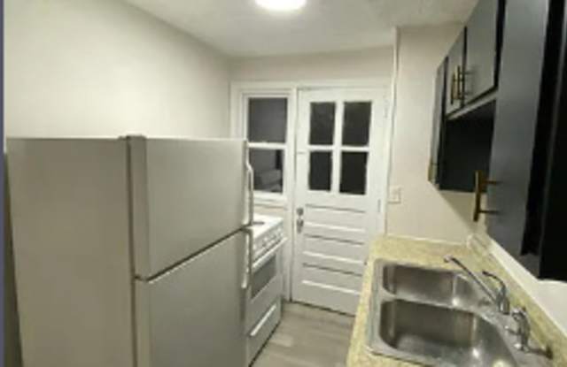 1523 Babbitt Road Gallery 4