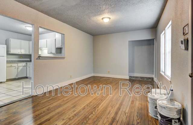 2114 N Bath Avenue Gallery 2