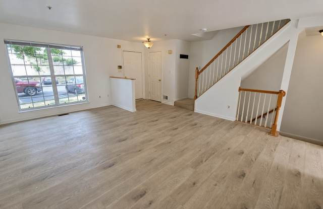 120 Royalty Cir Gallery 3