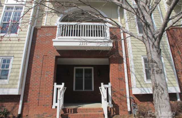 2216 Lyndhurst Avenue - 2216 Lyndhurst Avenue, Charlotte, NC 28203
