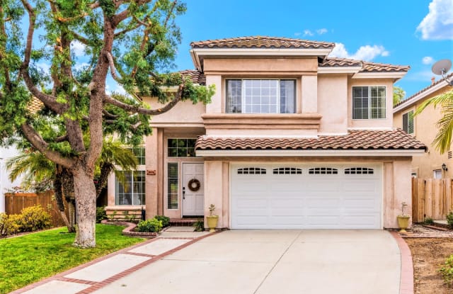 1096 Gallery Dr - 1096 Gallery Drive, Oceanside, CA 92057