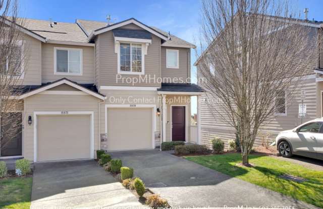 3 Bedroom Townhome in Happy Valley w/ Amazing Views! photos photos