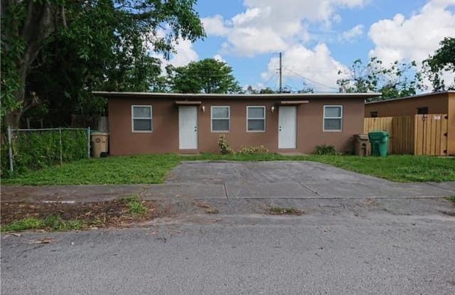 4328 SW 56th Ave - 4328 Southwest 56th Avenue, Davie, FL 33314