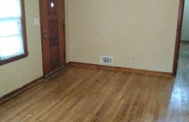6615 Cascade Palmetto Hwy Gallery 3