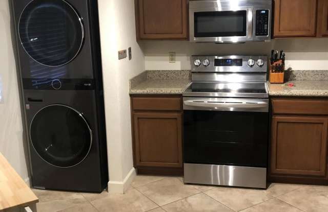 9430 E MISSION Lane photos photos