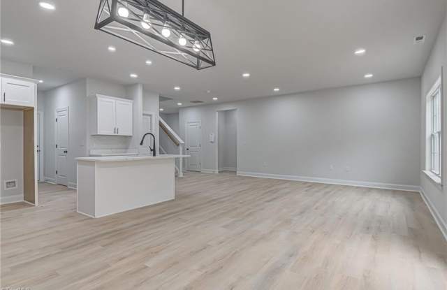 4721 Ridgefall Road Gallery 4