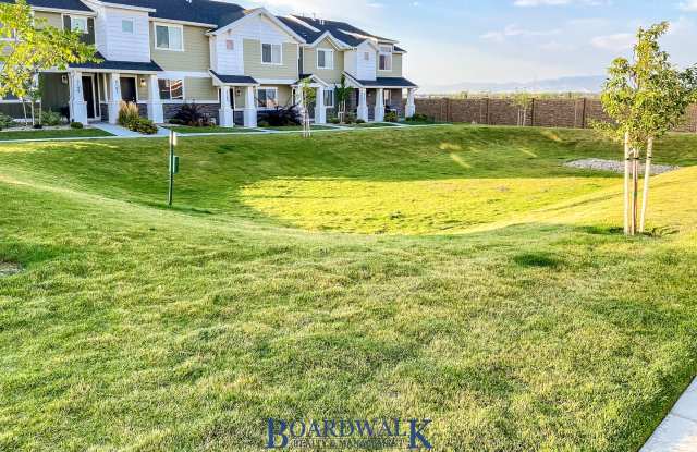 Beautiful 3 Bed 2 Bath Herriman Townhome! photos photos