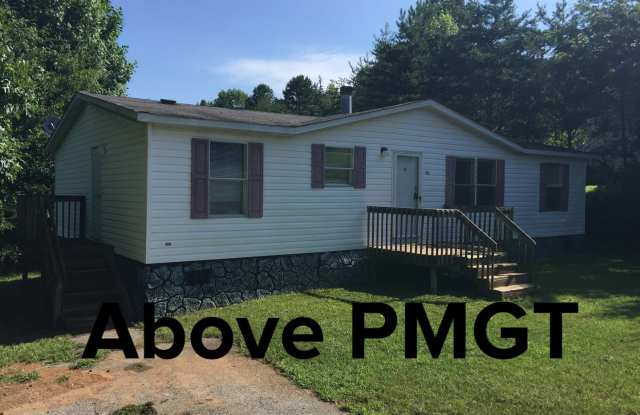 3 Bedroom and 2 Bathroom Mobile home in the Tanglewood area photos photos