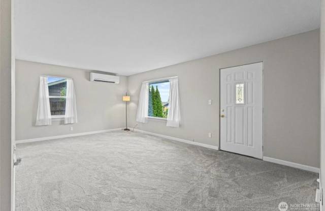 6910 Columbia Court Gallery 3