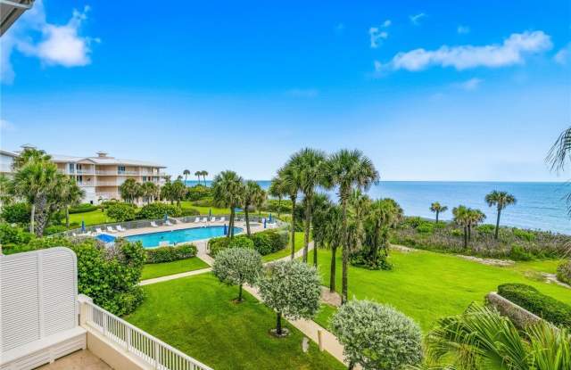 8866 N Sea Oaks Way Gallery 2
