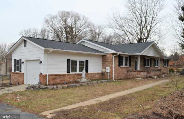 10100 CLEARY LANE - 10100 Cleary Lane, Mitchellville, MD 20721