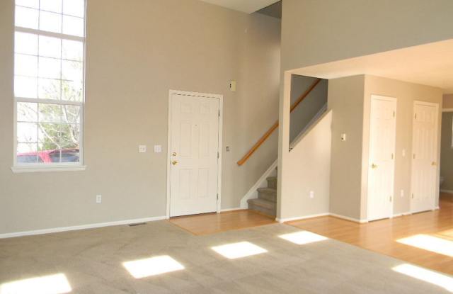22294 E. Oxford Place Gallery 4