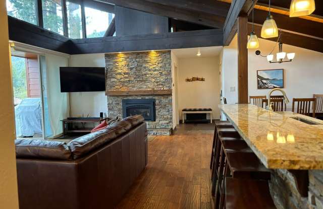 Fully furnished 5 bedroom home Gallery 3
