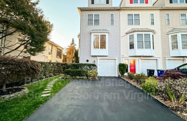 414 Wayne St. - 414 South Wayne Street, Arlington, VA 22204 414 Wayne St. - 414 South Wayne Street, Arlington, VA 22204