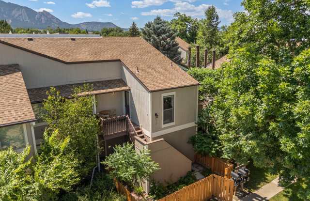 Bright  Peaceful 2BR Condo in South Boulder photos photos