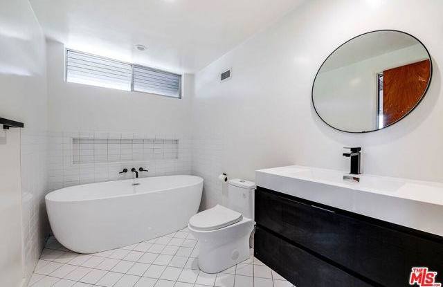 5961 Wrightcrest Drive photos photos