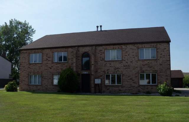 212 Plum Creek Drive - 212 Plum Creek Drive, Schererville, IN 46375
