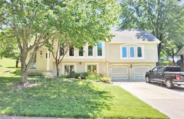 321 NE Landings Dr photos photos
