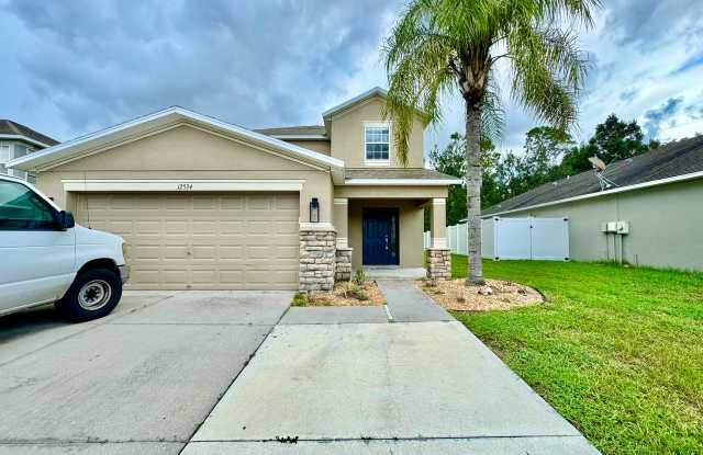 12534 Chenwood Ave photos photos