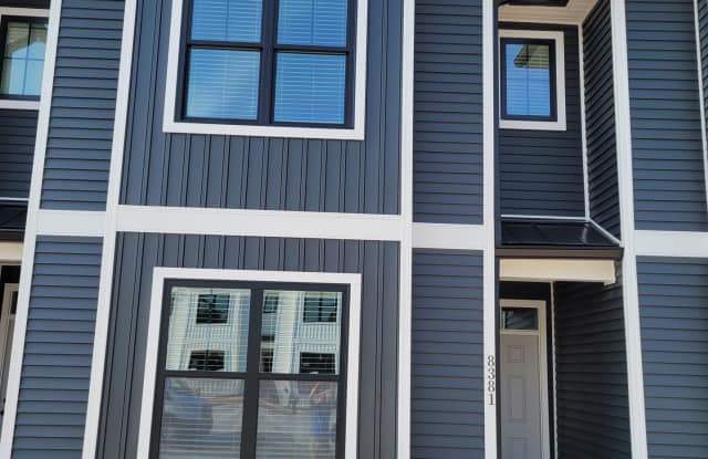 Modern townhome in beautiful Mallory Creek Subdivision Gallery 1