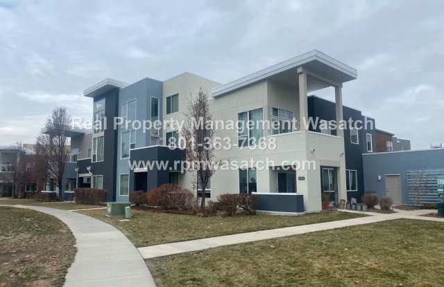 Modern 2 bed, 1 bath Townhome in Daybreak photos photos Modern 2 bed, 1 bath Townhome in Daybreak photos photos