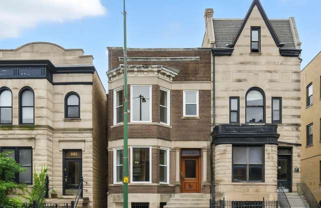909 W Addison Street photos photos 909 W Addison Street photos photos