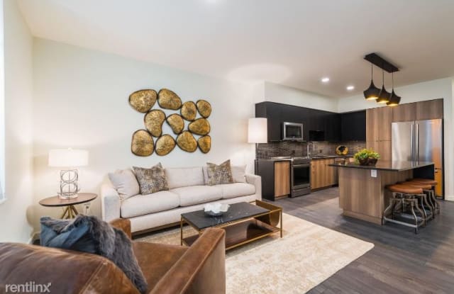 1601 Wewatta St - 1601 Wewatta Street, Denver, CO 80202