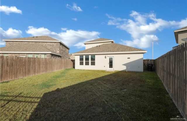 8303 N 33rd Lane Gallery 2