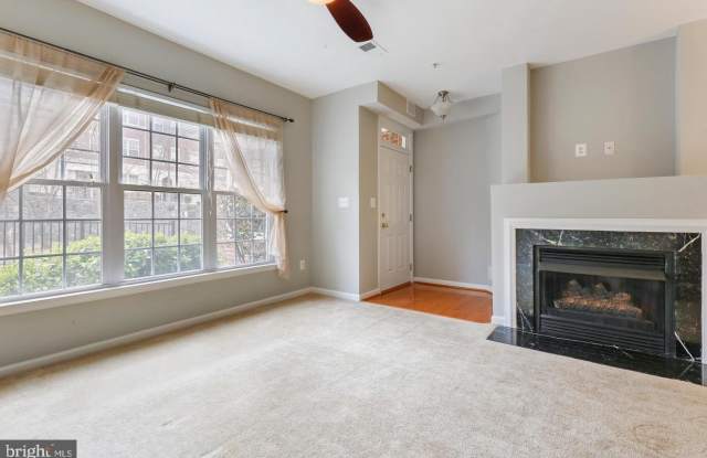 4455 BEACON GROVE Circle Gallery 4