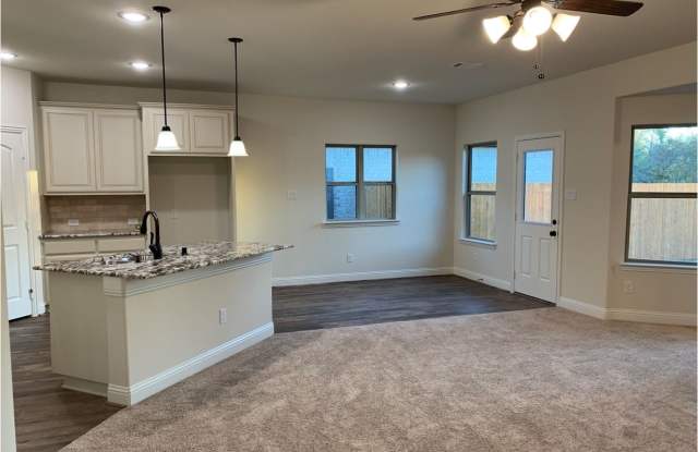 7806 Cottonwood Drive Gallery 2