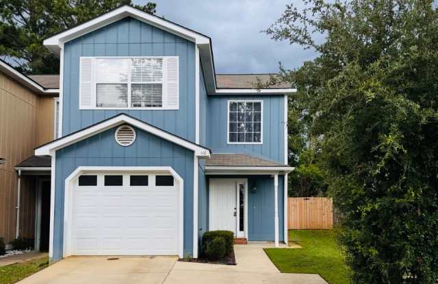 Available Now -110 Commons Drive photos photos