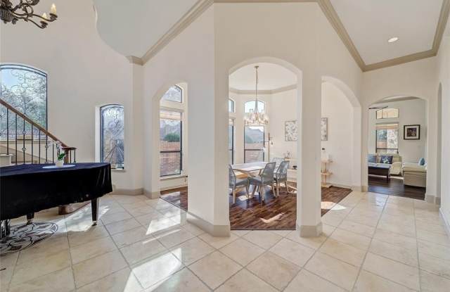 7000 Kenswick Drive Gallery 3