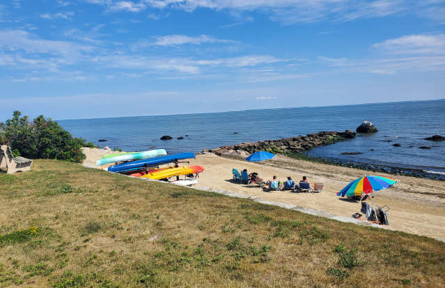 25 Seacrest Road - 25 Seacrest Road, Middlesex County, CT 06475 25 Seacrest Road - 25 Seacrest Road, Middlesex County, CT 06475