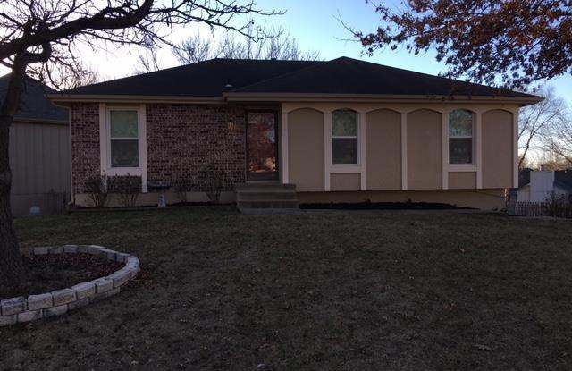 1523 Northeast Westwind Drive - 1523 NE Westwind Dr, Lee's Summit, MO 64086