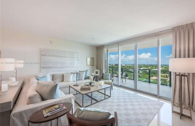 360 Ocean Dr photos photos
