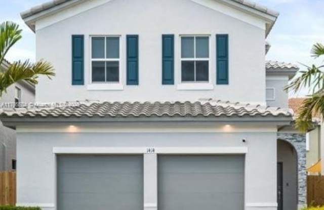 1414 SE 26th Ter photos photos
