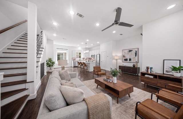 5811 Bryan Parkway - 5811 Bryan Parkway, Dallas, TX 75206 5811 Bryan Parkway - 5811 Bryan Parkway, Dallas, TX 75206