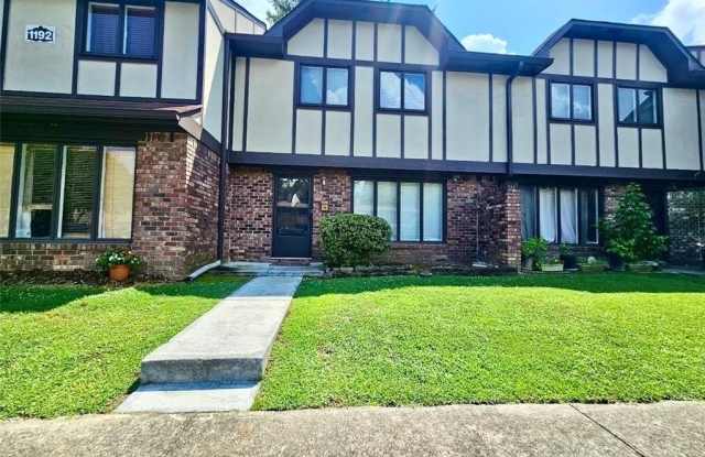 1192 Ashborough Drive SE Gallery 1