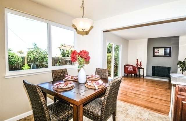 Renovated Cozy 3BD/2BA Clairemont Home w/ Huge Backyard! Only $4,295/mo photos photos